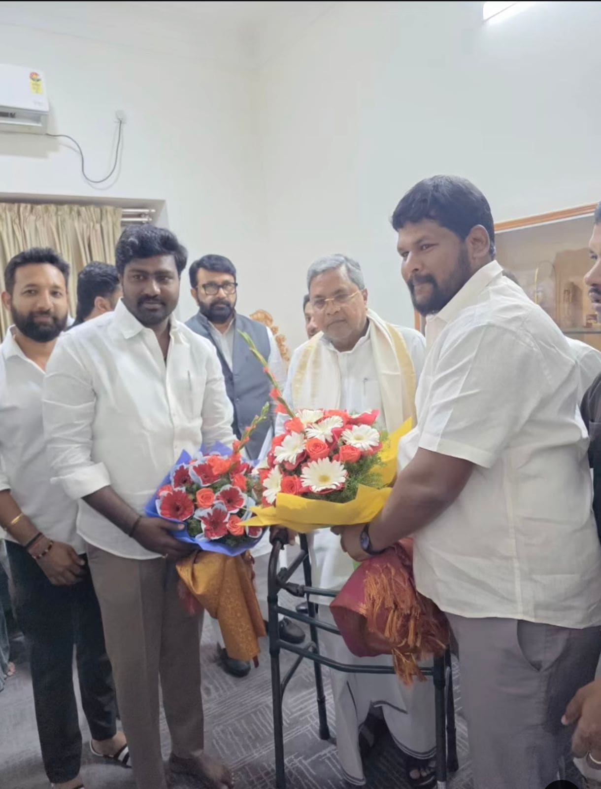 Blessings From Hon'ble CM Shri Siddaramaiah Ji — Leadership action by Ballari Youth Congress in Bengaluru, Karnataka on 21 January 2025