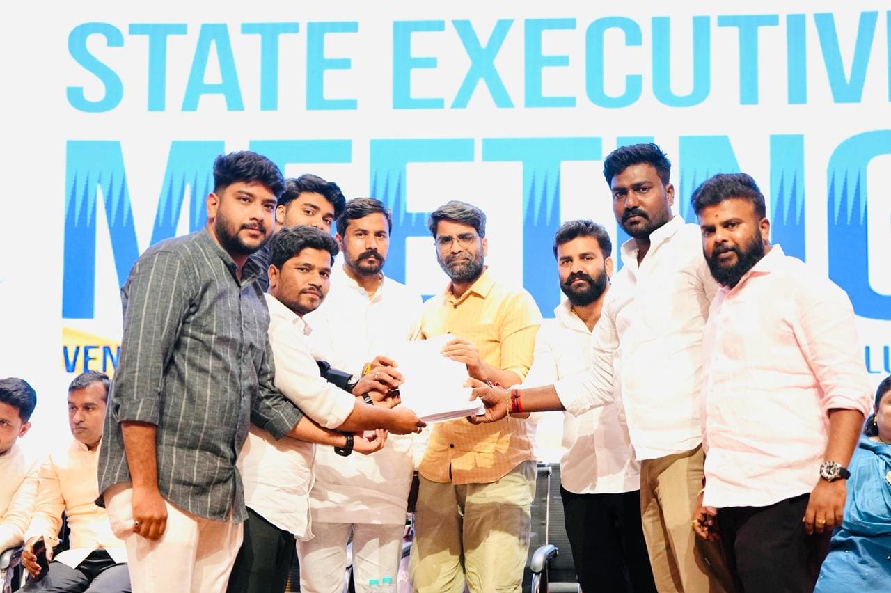 74,000 Signatures Submitted To State Youth Congress — Youth Mobilisation action by Ballari Youth Congress in Bengaluru on 16 November 2025